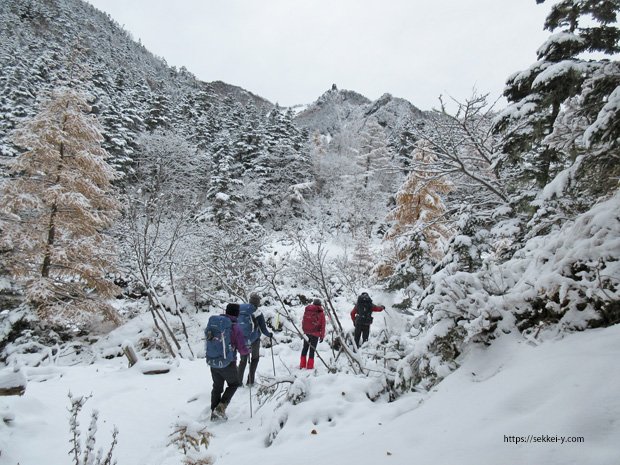 2022年10月　雪のドンドコ沢