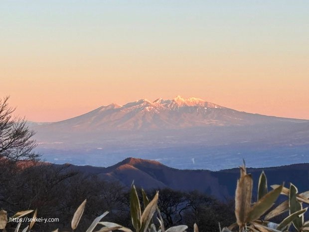 竜ヶ岳山頂から見る八ヶ岳