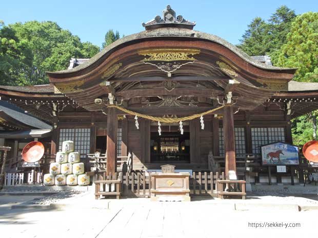 夏 8月 武田神社 拝殿
