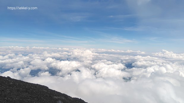 富士山頂から見る雲海