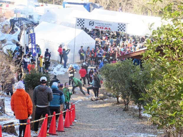 スタート　エンジョイ3時間耐久・トレイルランニングリレー大会 in サンライズヒル・穂坂