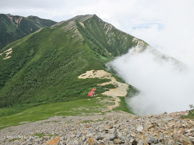 常念小屋に降りる登山道