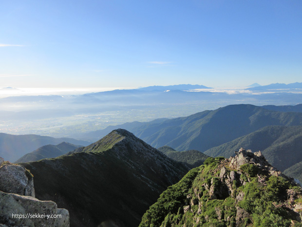 常念岳から見る富士山