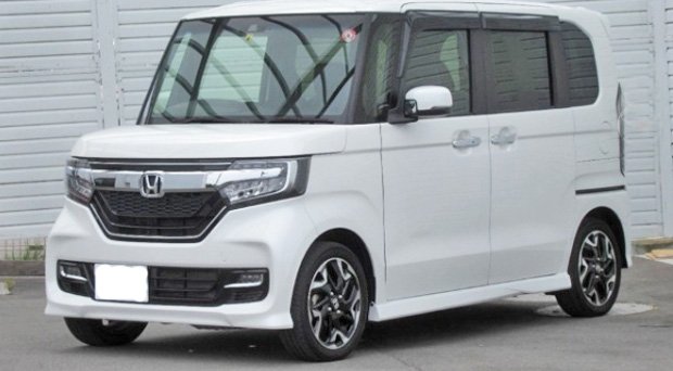 N-BOXカスタム 吉野聡建築設社用車