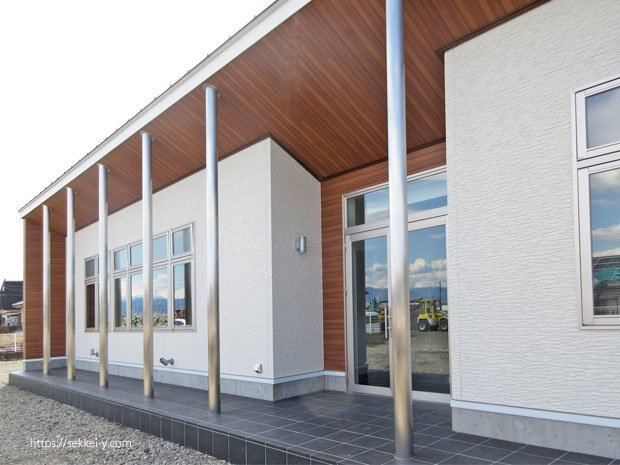 南アルプス市　有限会社塩谷工業　社屋