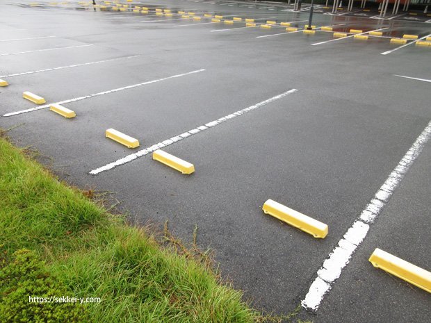駐車場の規格寸法（5.0m×2.5m）