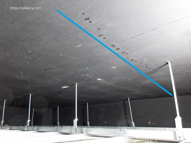 2階床スラブからの漏水確認