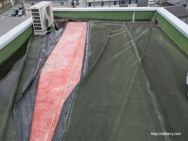 台風被害の屋上シート防水