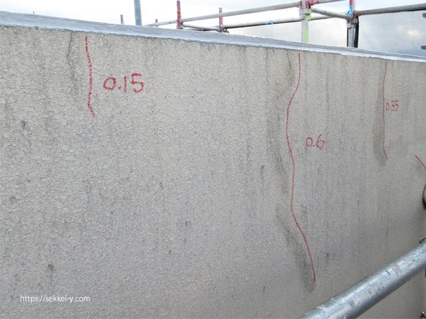 鉄筋コンクリート造　クラック調査