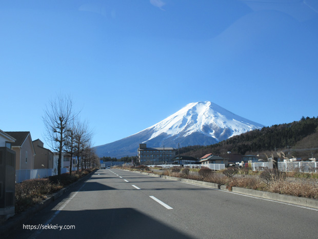 国道139号線から見る富士山