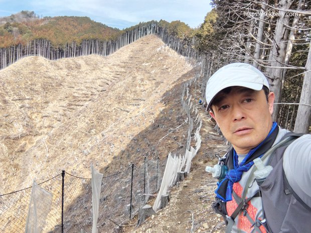 足つり中の登り