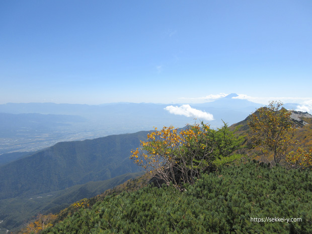 鳳凰三山から見た甲府盆地+富士山