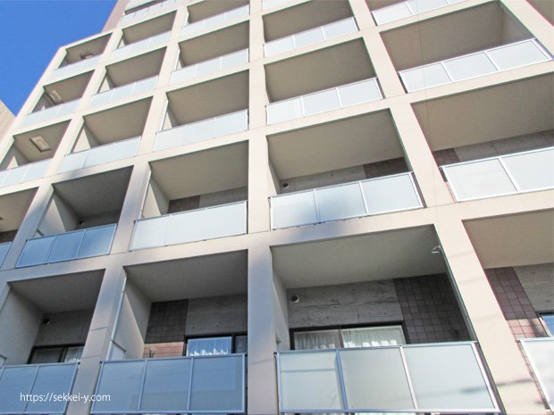 甲府レジデンス　マンション