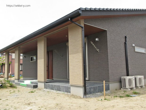 南アルプス市 木造平屋建ての住宅