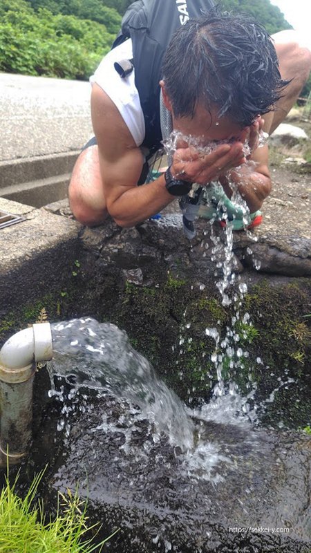 山梨市のきれいな水のかんがい用水 クールダウン