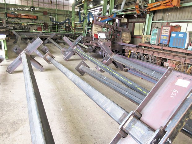 鉄骨造　製作工場製品検査