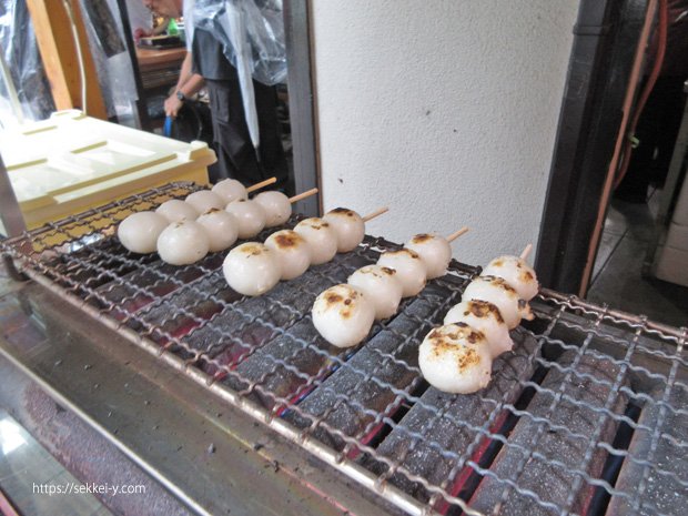 高尾山の焼きたてだんご