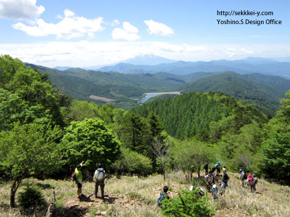 大菩薩から見る富士山