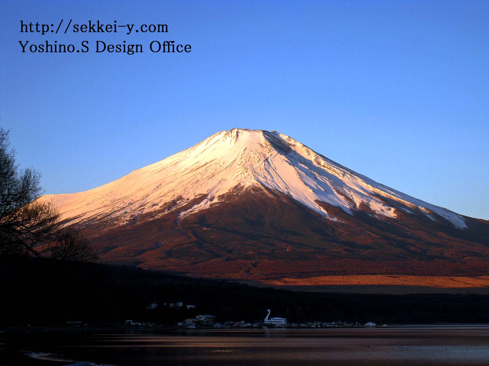 山中湖からの富士山