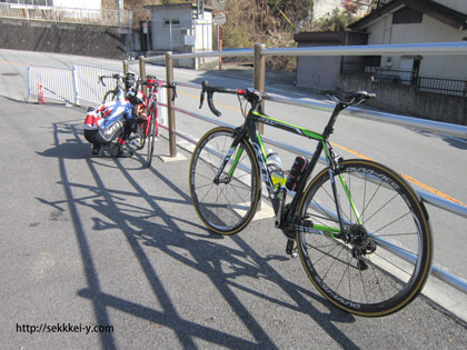 花園病院 駐車場