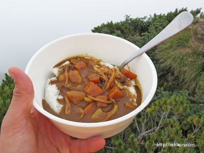 赤岳山頂カレー会