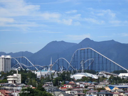 山梨県富士河口湖町　富士急ハイランド　ジェットコースター22