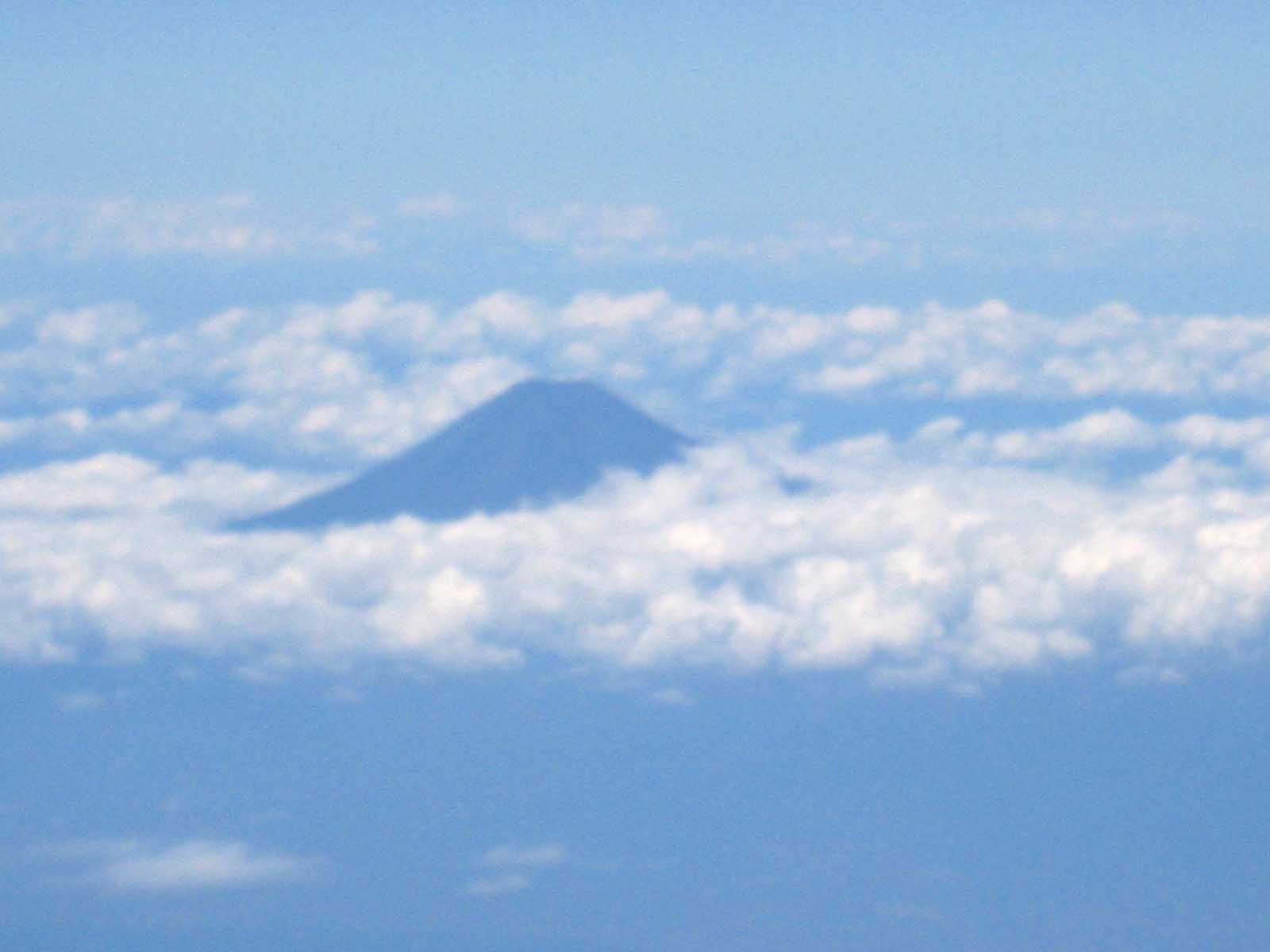 飛行機から見た富士山