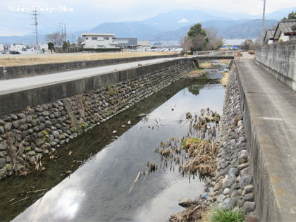 富士川町　長沢　付近の長沢川