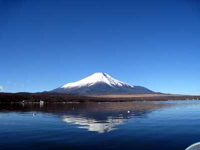 山中湖上から見た富士山2