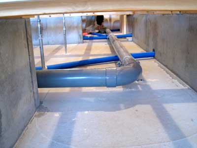 現在の木造建築の床下1